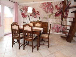 Holiday Home Toms Hutte With Terrace in Dornum