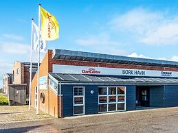 6 Person Holiday Home on a Holiday Park in Hemmet