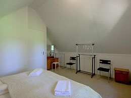 Spacious Bungalow Near the Frisian Lakes