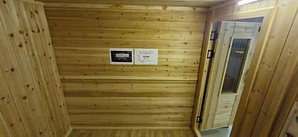 Gyeongju Elegance Hwangridan-gil