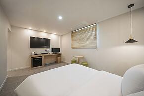 Gyeongju Elegance Hwangridan-gil