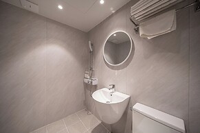 Gyeongju Elegance Hwangridan-gil