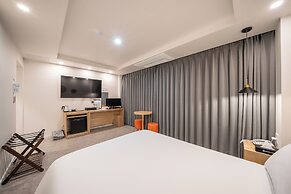 Gyeongju Elegance Hwangridan-gil