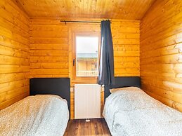 Atmospheric Chalet in a Small Holiday Park