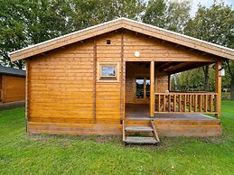 Atmospheric Chalet in a Small Holiday Park
