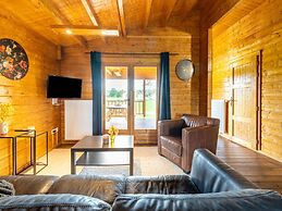 Atmospheric Chalet in a Small Holiday Park