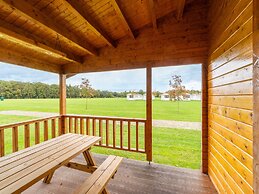 Atmospheric Chalet in a Small Holiday Park