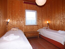 Sunny Holiday Home in Bansin