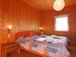 Sunny Holiday Home in Bansin