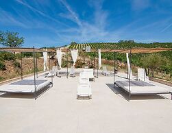 Apartment With Jacuzzi