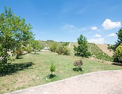 Apartment With Jacuzzi