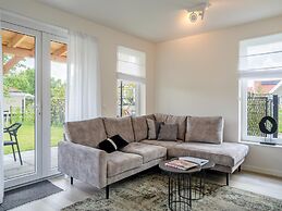 Nice Holiday Home in Simonshaven Near the Water