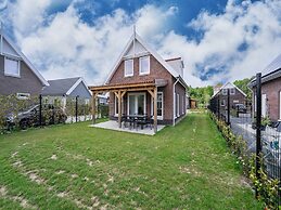 Nice Holiday Home in Simonshaven Near the Water