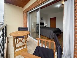 Cozy Studio on a High Floor With Panoramic Views in Villa Urquiza