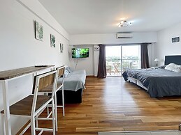 Cozy Studio on a High Floor With Panoramic Views in Villa Urquiza