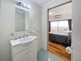 Cozy Studio on a High Floor With Panoramic Views in Villa Urquiza