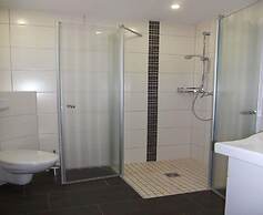 Ferienhaus mit Wasseraktivitaten