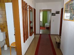 Spacious Holiday Home With Garden