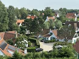Cosy Apartment With Terrace Near Beach
