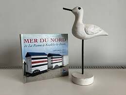 Cosy Apartment With Terrace Near Beach