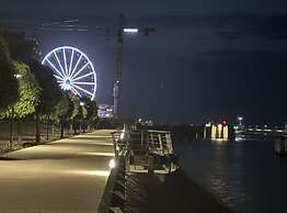 Cosy Apartment With Terrace Near Beach