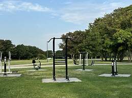 Cosy Apartment With Terrace Near Beach