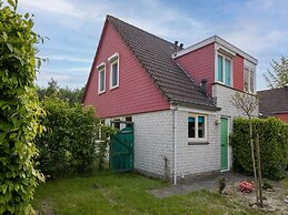 Nice Holiday Home Near Beach