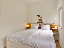 Holiday Home With Gypsy Wagon