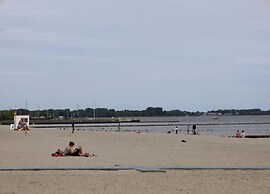 Relaxed Countryside Comfort