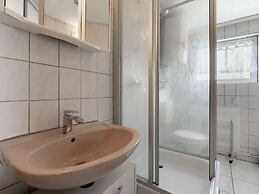 Cosy Flat in Niepars With Garden