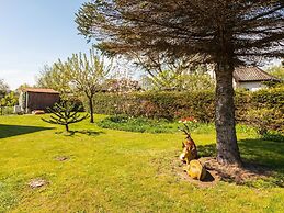 Cosy Flat in Niepars With Garden