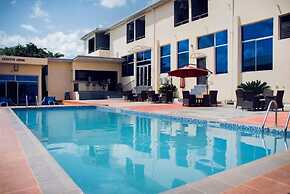 Mace Hotel and Apartments
