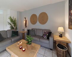 Spacious Holiday Home With Garden