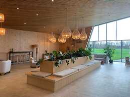 Lakeside Luxury Mansion