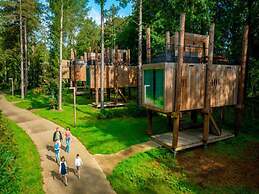 Lakeside Luxury Mansion