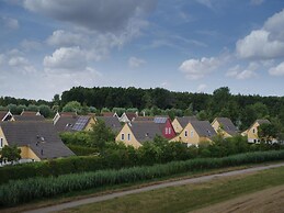 Spacious Holiday Home With Sauna Near Beach