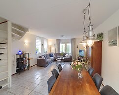 Spacious Holiday Home With Sauna Near Beach