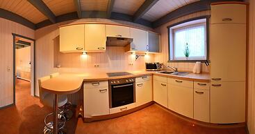 Ferienhaus mit Eigener Liegewiese