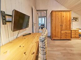 Ferienhaus mit Eigener Liegewiese