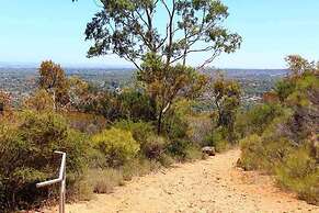 Wifi 2 Air-cons Campbelltown Courtyard West