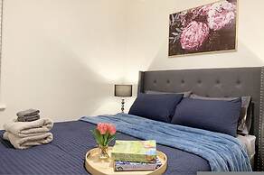 Wifi 2 Air-cons Campbelltown Courtyard West