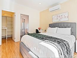 3BR 2 BTH No Stairs Aircon Big Athelstone Home