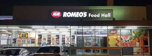 3BR 2 BTH No Stairs Aircon Big Athelstone Home