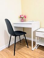 3BR 2 BTH No Stairs Aircon Big Athelstone Home