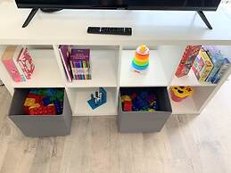 3BR Unit Free Park Wifi Campbelltown