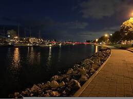 No Stairs 2 Bathrms Garage Richmond Residence 1