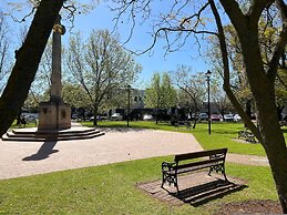 No Stairs 2 Bathrms Garage Richmond Residence 1