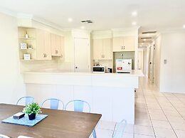 No Stairs 2 Bathrms Garage Richmond Residence 1