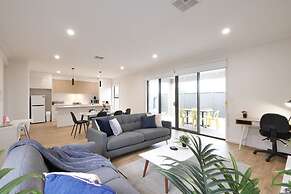 No Stairs Dbl Garage Aircon Woodville North