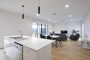 No Stairs Dbl Garage Aircon Woodville North